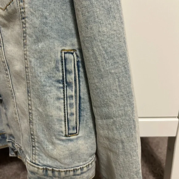 Treasure & Bond Kids Denim Jacket with Yellow and Black Smiley - Picture 6 of 7